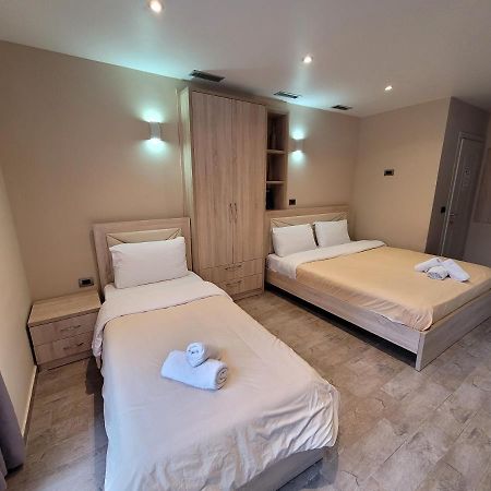 21-Rooms Tiranë Ngoại thất bức ảnh