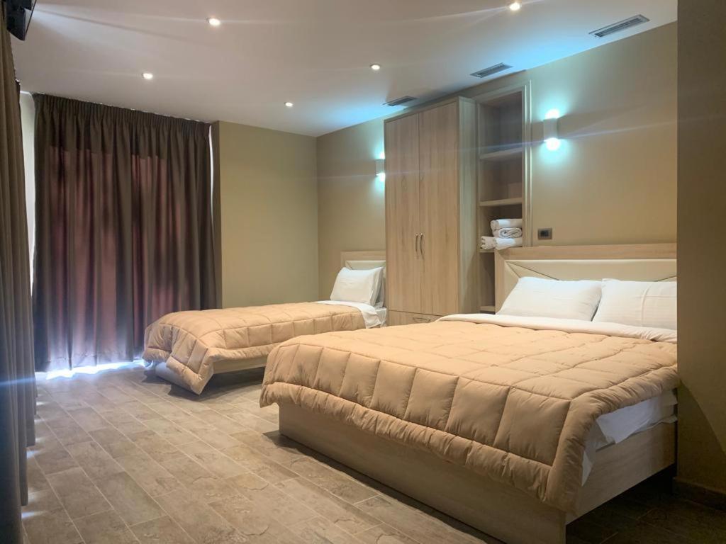 21-Rooms Tiranë Ngoại thất bức ảnh
