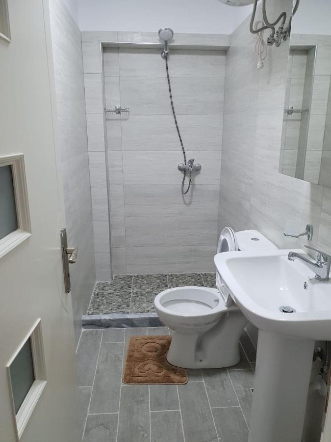 21-Rooms Tiranë Ngoại thất bức ảnh